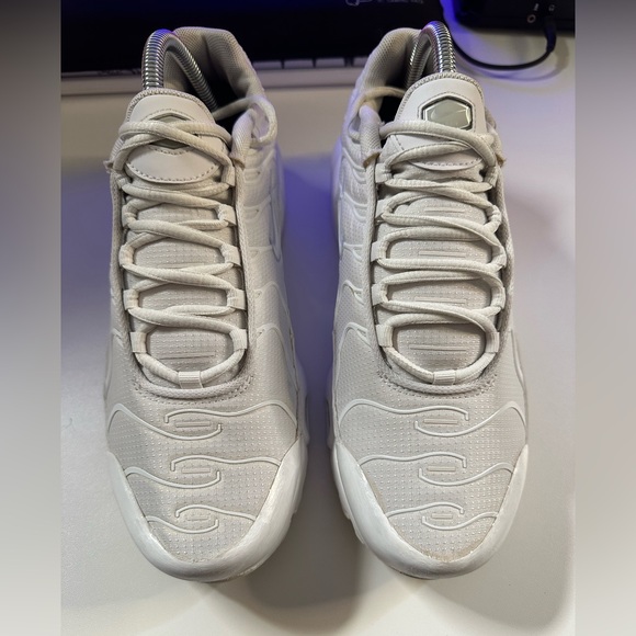 Nike Air Max Plus - Picture 5 of 10